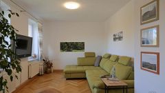 Bischleben-Stedten, sehr schöne 2,5-Zimmer-Wohnung mit phantastischem Ausblick, Reinigungsservice