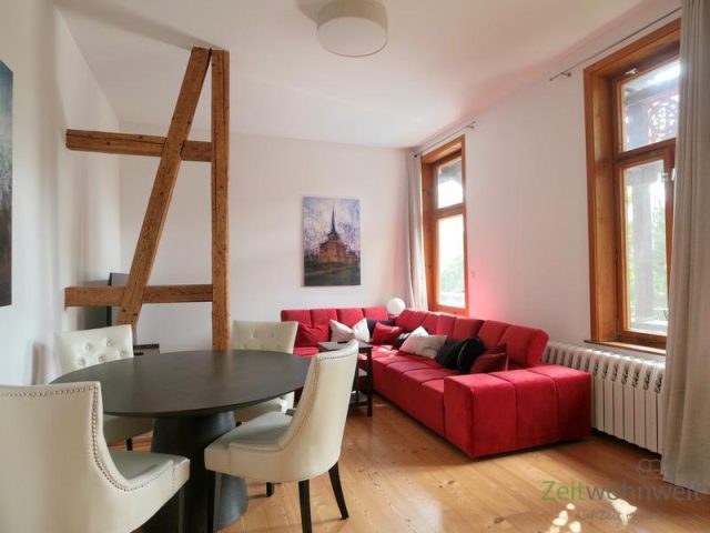 Blick ins Wohnzimmer