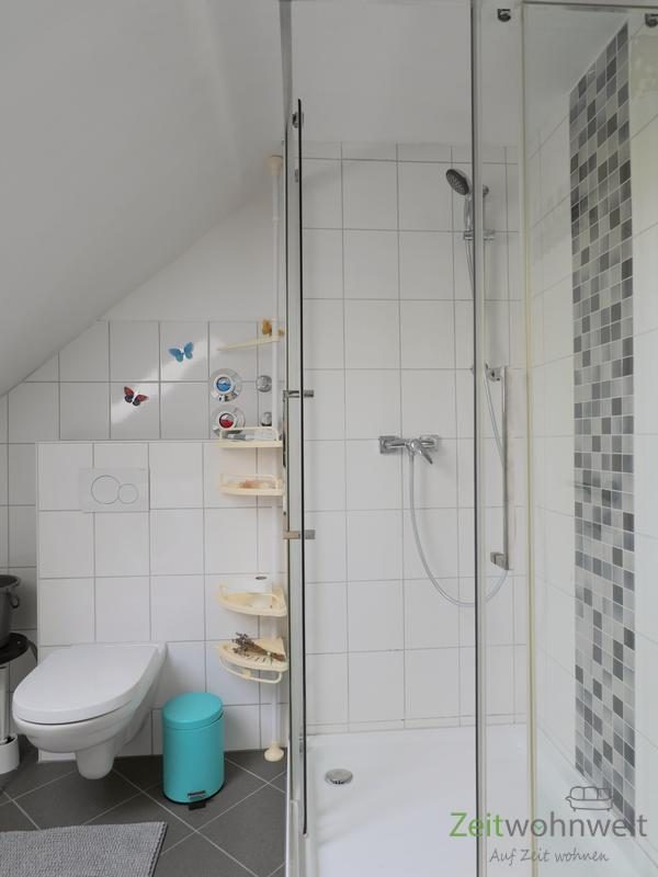 Dusche im Bad