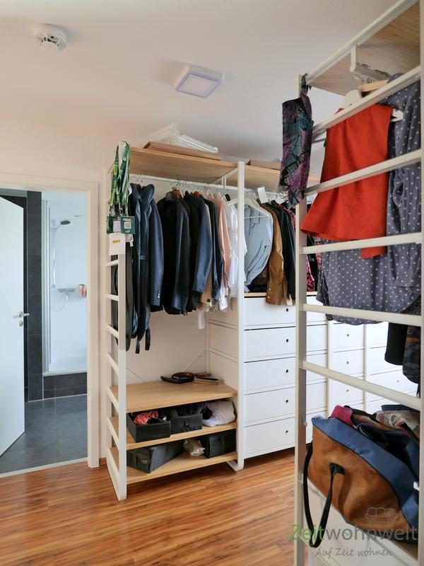 begehbarer Kleiderschrank