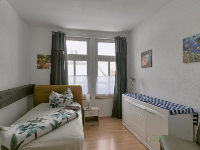Blick ins kleine Schlafzimmer