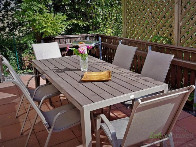 Terrassentisch