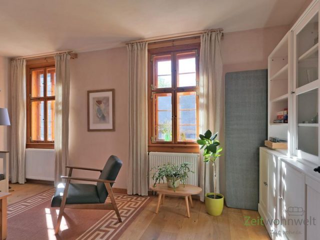 Blick ins Wohnzimmer