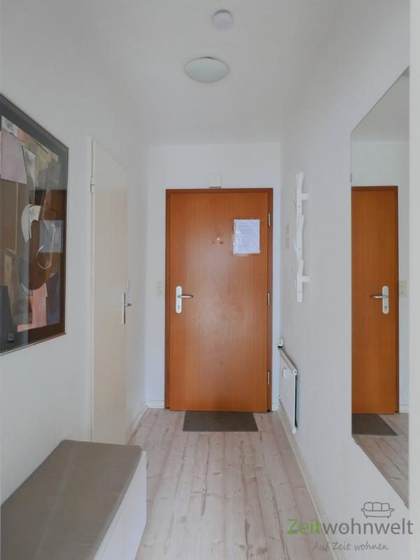 kleiner Wohnungsflur