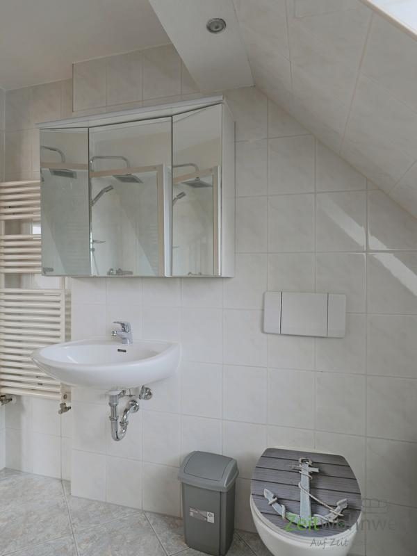 WC und Waschbecken