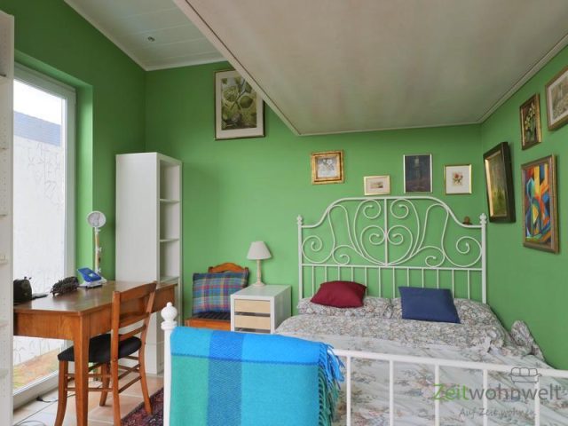 Blick ins Schlafzimmer