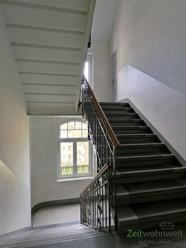 Blick ins Treppenhaus