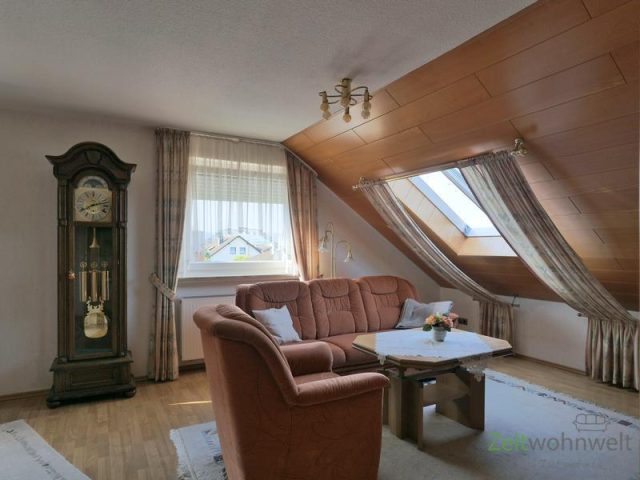 Blick ins Wohnzimmer