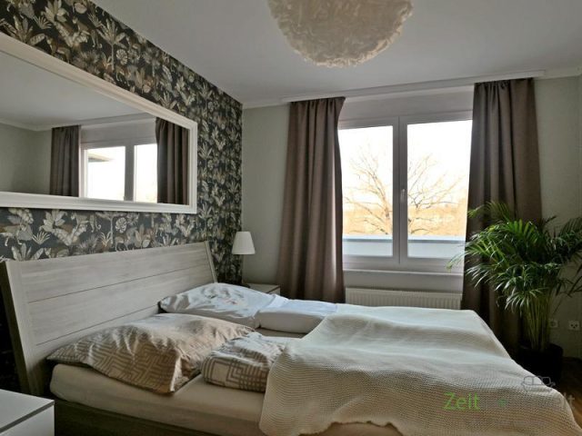 Blick ins Schlafzimmer