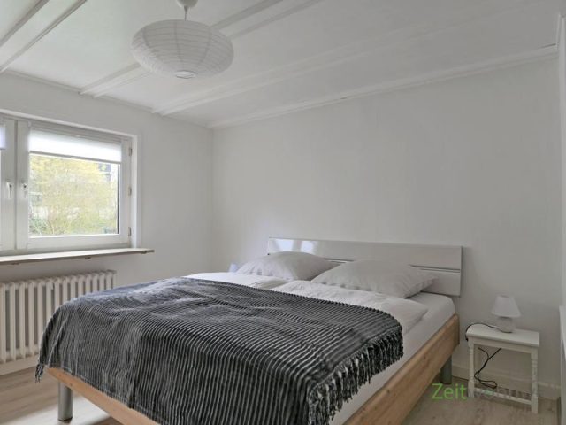 Blick ins Schlafzimmer