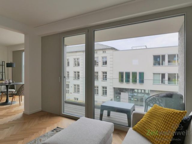 Blick zum Balkon