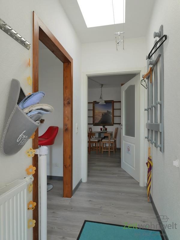 kleiner Wohnungsflur