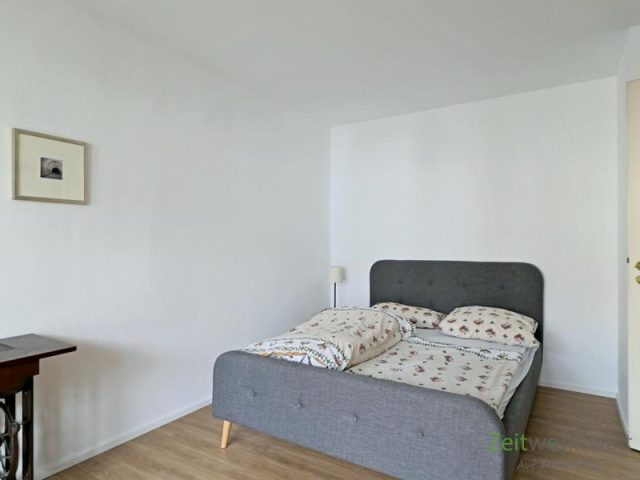Blick ins Schlafzimmer