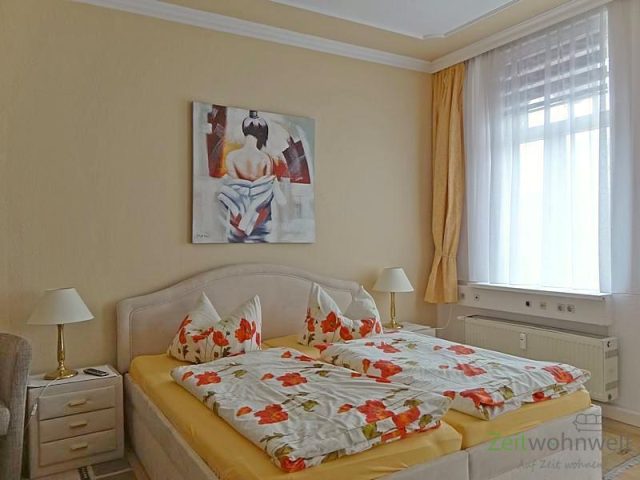 Blick ins Schlafzimmer