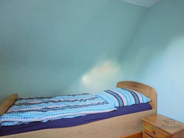 Bett im Schlafzimmer