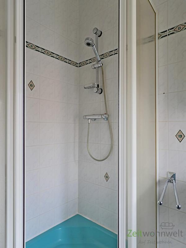 Dusche im Bad