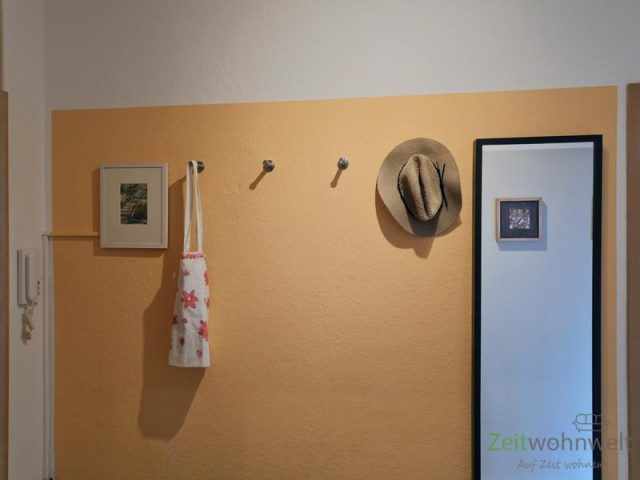 kleiner Wohnungsflur