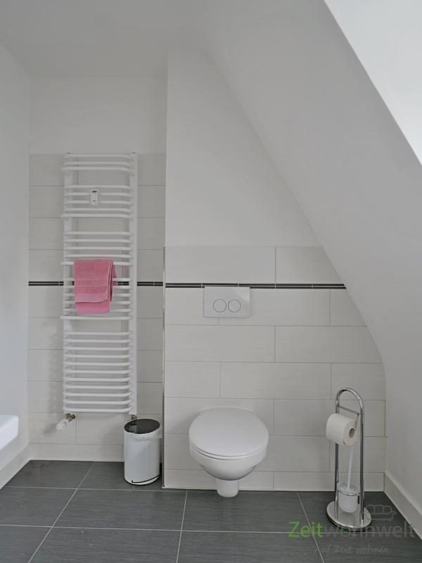 WC und Handtuchheizkörper