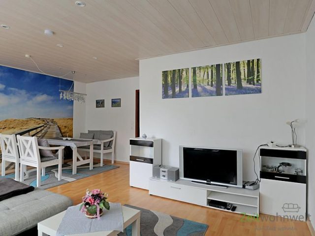 Blick ins Wohnzimmer