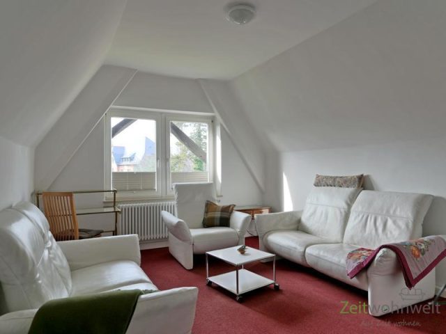 weiße Couch-Möbel