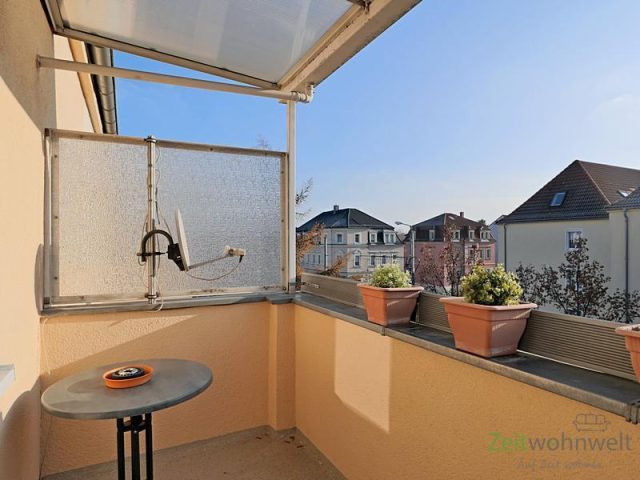 überdachter Balkon