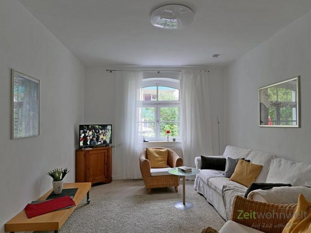 Blick ins Wohnzimmer
