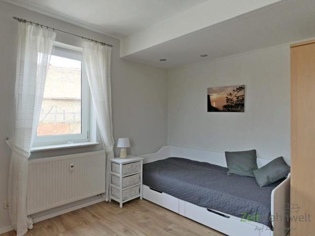 Blick zum Bett