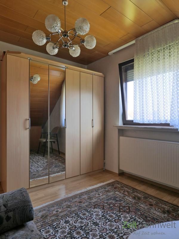 Kleiderschrank