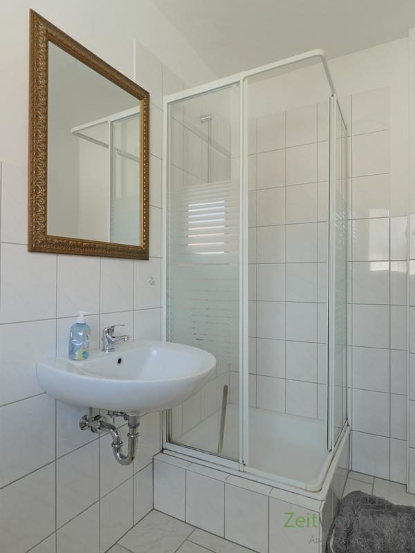 Dusche im Gäste-WC