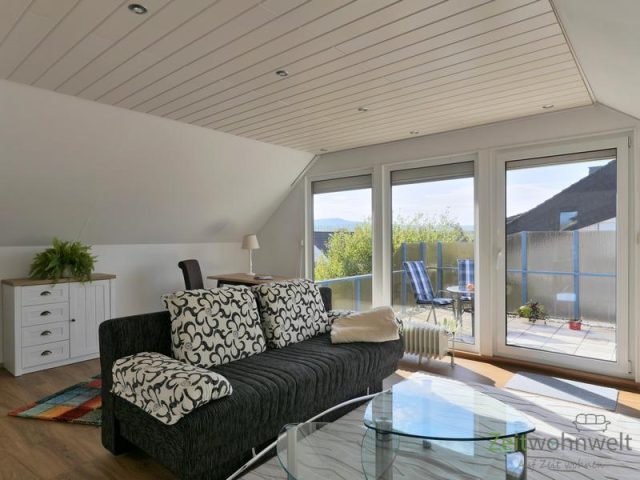 Blick ins Wohnzimmer