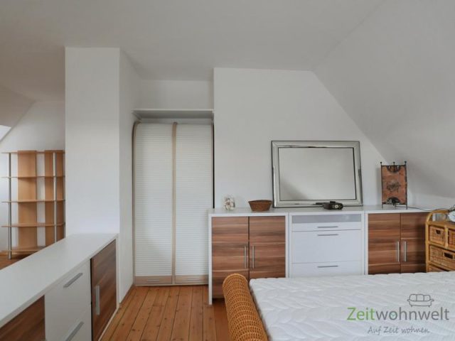 Rollschrank und Kommoden