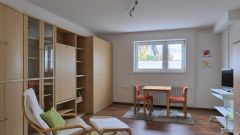 Edelzell, preiswertes möbliertes Apartment mit Dusche im Souterrain, für Wochenendheimfahrer