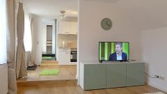 Dachwig, Bezug in ruhige, möblierte Eohnung für Wochenendheimfahrer mit separatem Hauseingang