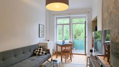 Innere Neustadt, möblierte 2-Zimmer-Wohnung mit Balkon im ruhigen Hinterhaus