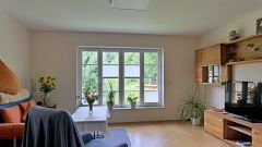 Langebrück, hübsche möblierte 2-Zimmer-Wohnung mit Parkett und separatem Hauseingang, WLAN inklusive