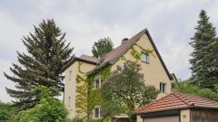 Briesnitz, möbliertes Dachgeschoss-Apartment über 2 Etagen, Linoleumböden, echter Kamin, WLAN