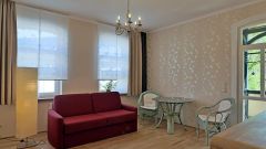 Lichtenhain, geniale 2-Zimmer-Wohnung, vollmöbliert, überdachte Terrasse, Wohnküche, Service inklusive