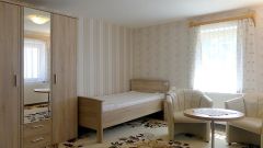 Laubegast, vollmöbliertes Apartment mit Dusche, TV, WLAN, fast barrierefrei