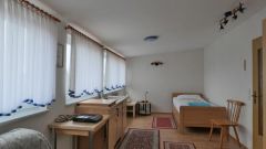 Baunatal, kleines möblierte Apartment in ruhiger Wohnlage, WLAN