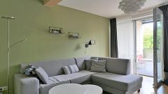 Altstadt, neu möblierte City-Wohnung mit ruhigem Schlafzimmer und Balkon, WLAN und Reinigungsservice