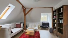 Kröllwitz, möbliertes Maissonette-Apartment mit Arbeitszimmer in ruhiger Seitenstraße