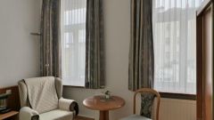 Meißen, preiswertes möbliertes Apartment für Wochenendheimfahrer, WLAN inklusive