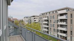 Striesen-Süd, zentrumsnahe, möblierte 3-Zimmer-Wohnung mit Balkon, WLAN, Klimaanlage, TG-Stellpl.